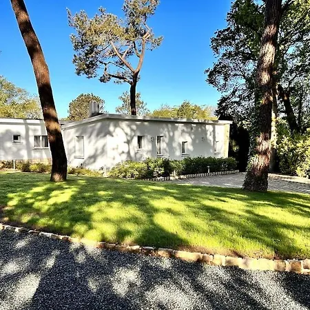 Briseis, Maison D'architecte Proche De La